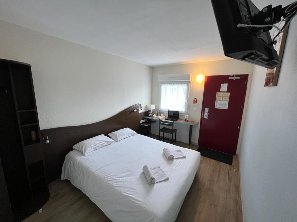 Contact Hotel Fontenay Le Comte Экстерьер фото